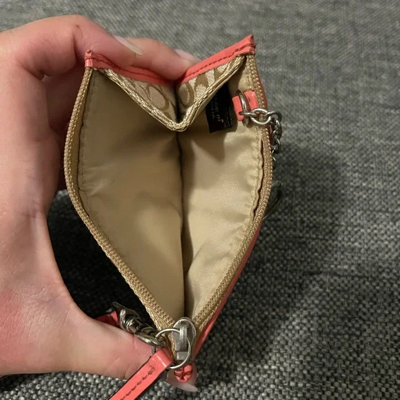 Coach Beachy Shell Key Wallet - Picture 4 of 4